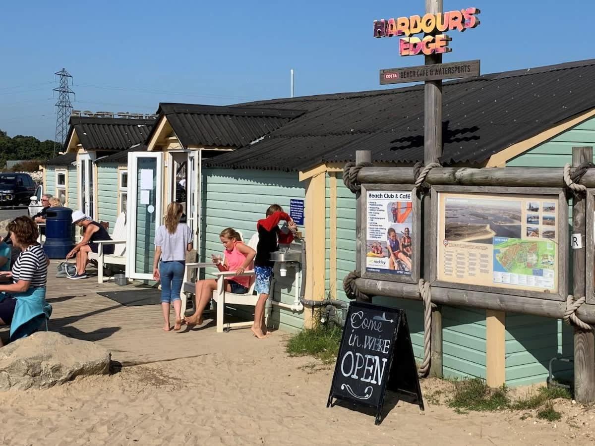 Club Tropicana Poole Exteriör bild